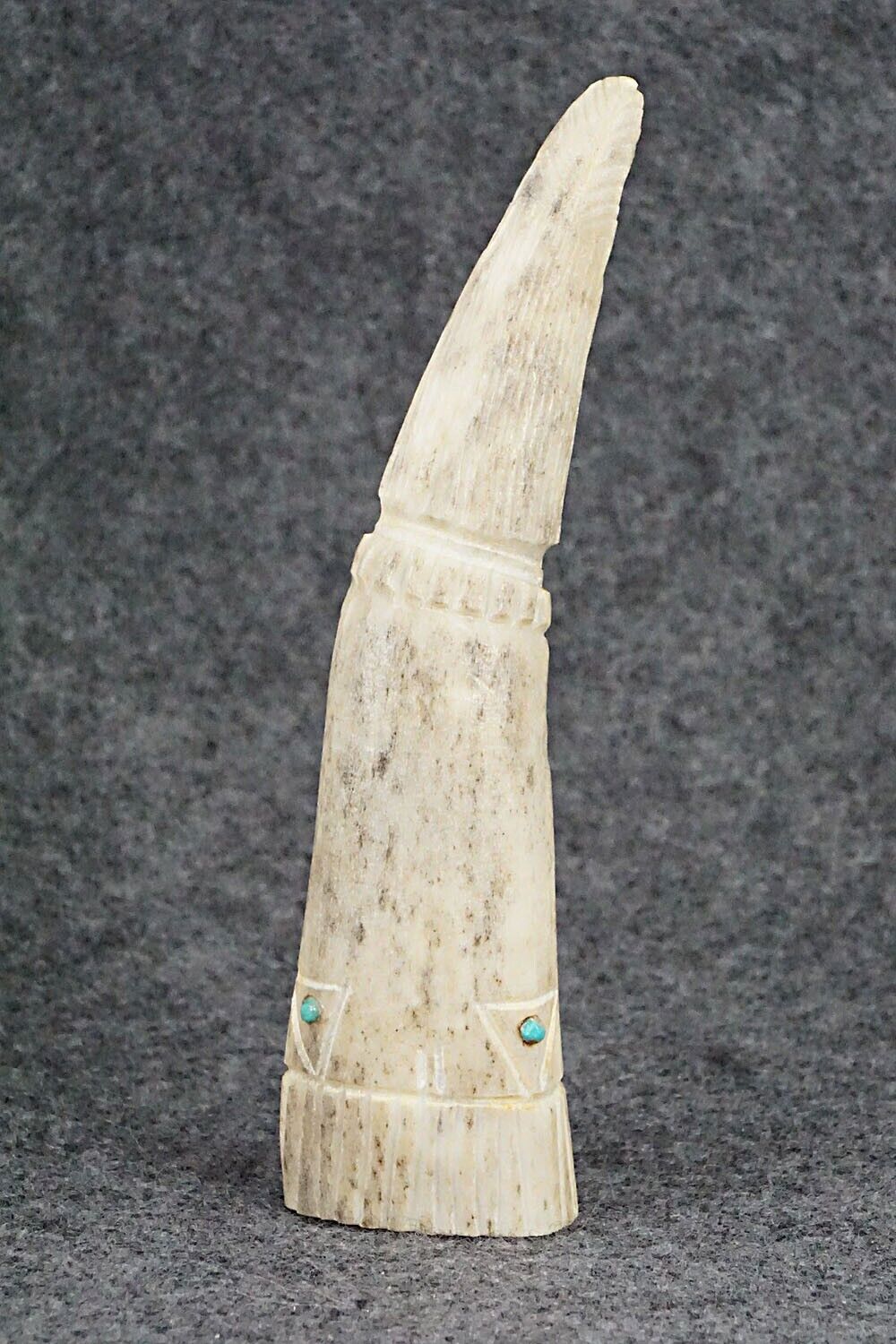 Corn Maiden Zuni Fetish Carving - Garrick Weeka