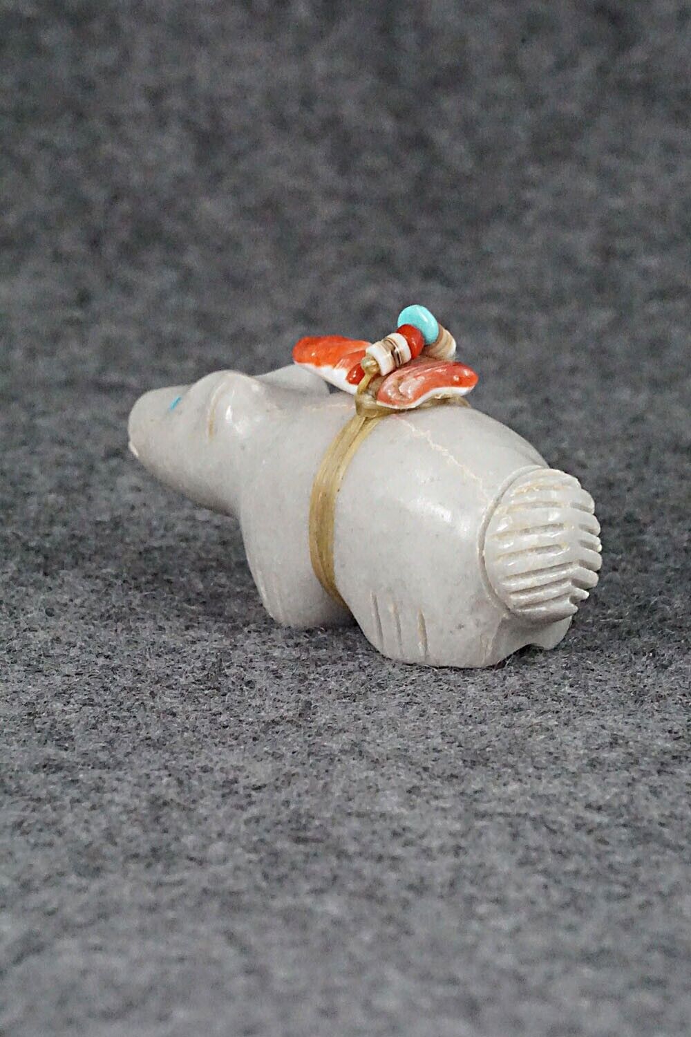 Bear Zuni Fetish Carving - Peter Gasper