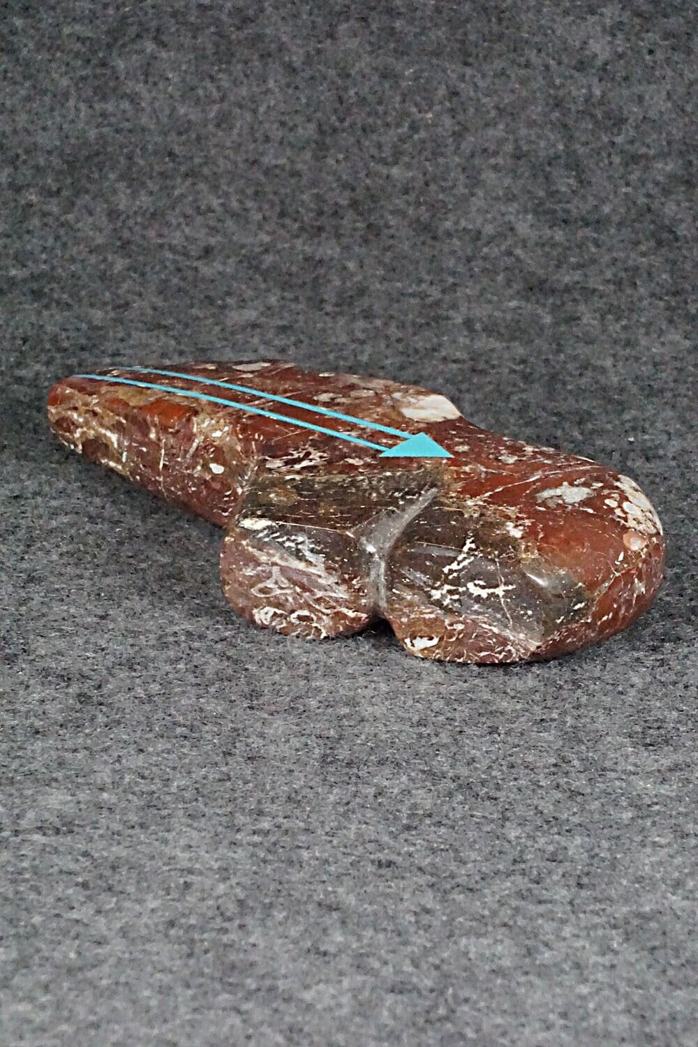 Bear Zuni Fetish Carving - Bernard Laiwakete