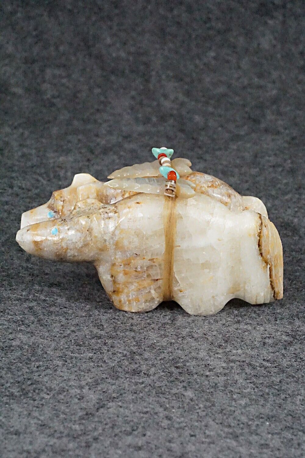 Bear Zuni Fetish Carving - Peter Gasper