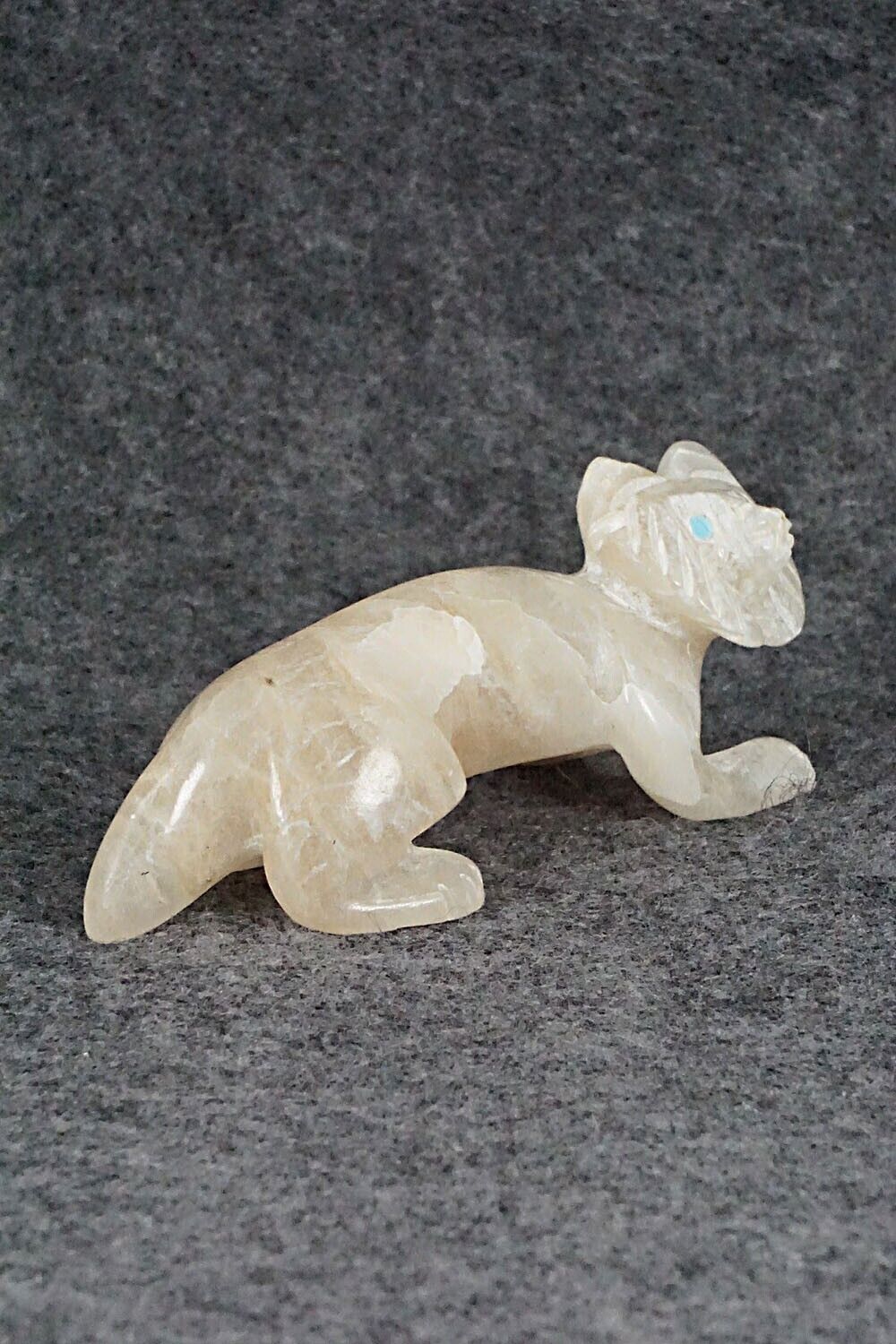 Bobcat Zuni Fetish Carving - Cody Cheama