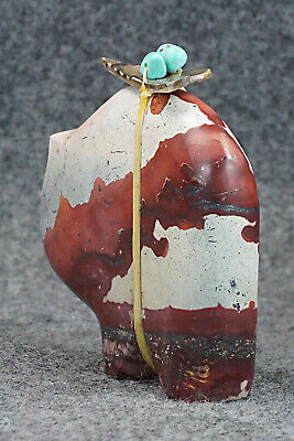 Bear Zuni Fetish Carving - Daphne Quam