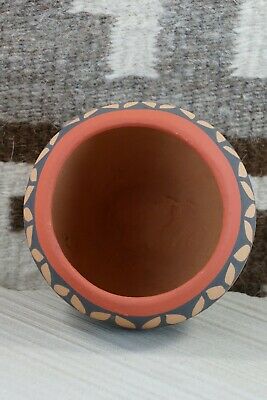 Jemez Pottery - Ortiz
