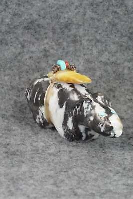 Bear Zuni Fetish Carving - Peter Gasper
