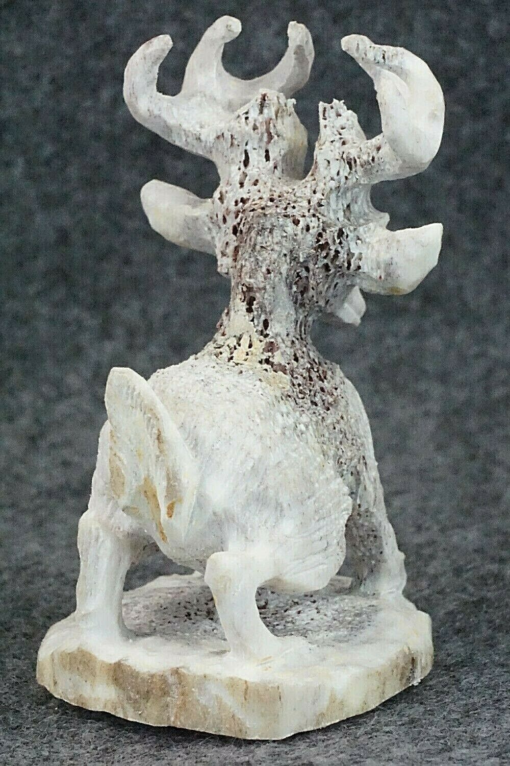 Deer Zuni Fetish Carving - Lewis Malie Jr.