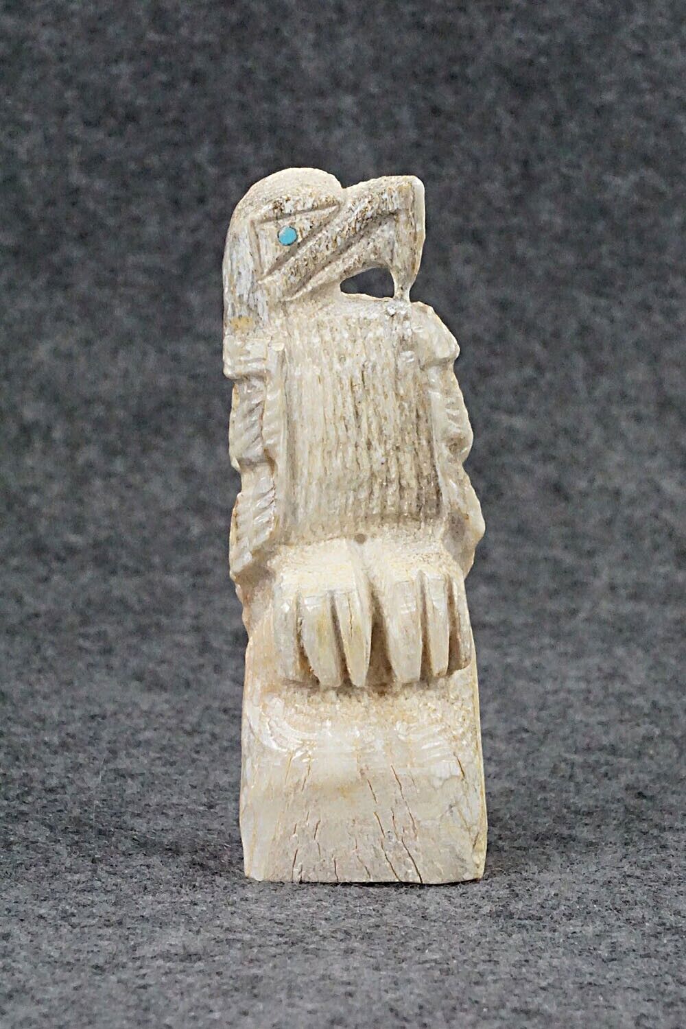 Eagle Zuni Fetish Carving - Jerrold Lahaleon