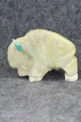 Buffalo Zuni Fetish Carving - Kevin Quam