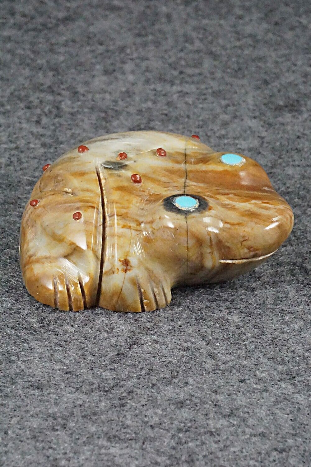 Frog Zuni Fetish Carving - Gordon Poncho