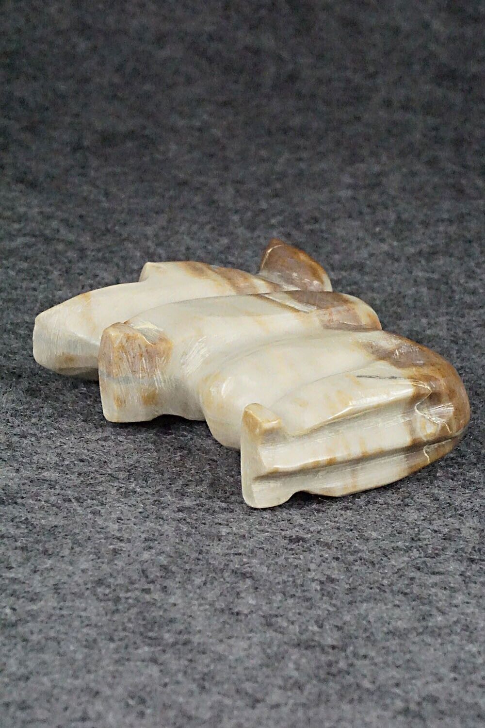 Buffalo Zuni Fetish Carving - Kelly Lementino