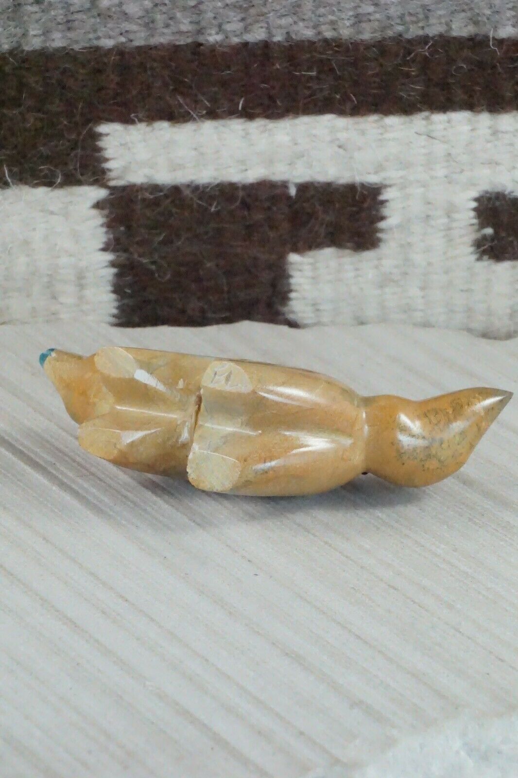 Wolf Zuni Fetish Carving - Enrike Leekya