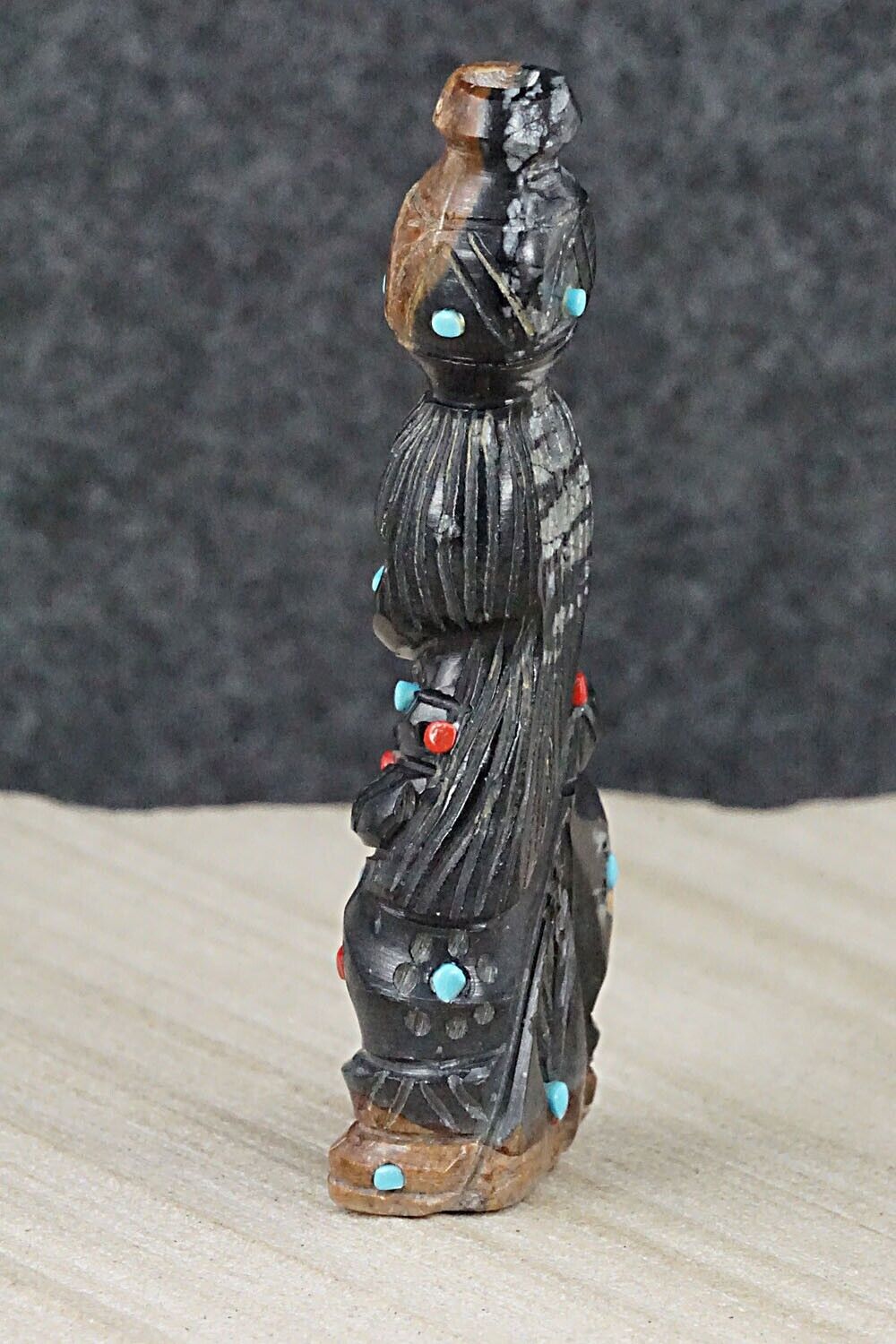 Ola Maiden Zuni Fetish Carving - Danette Laate