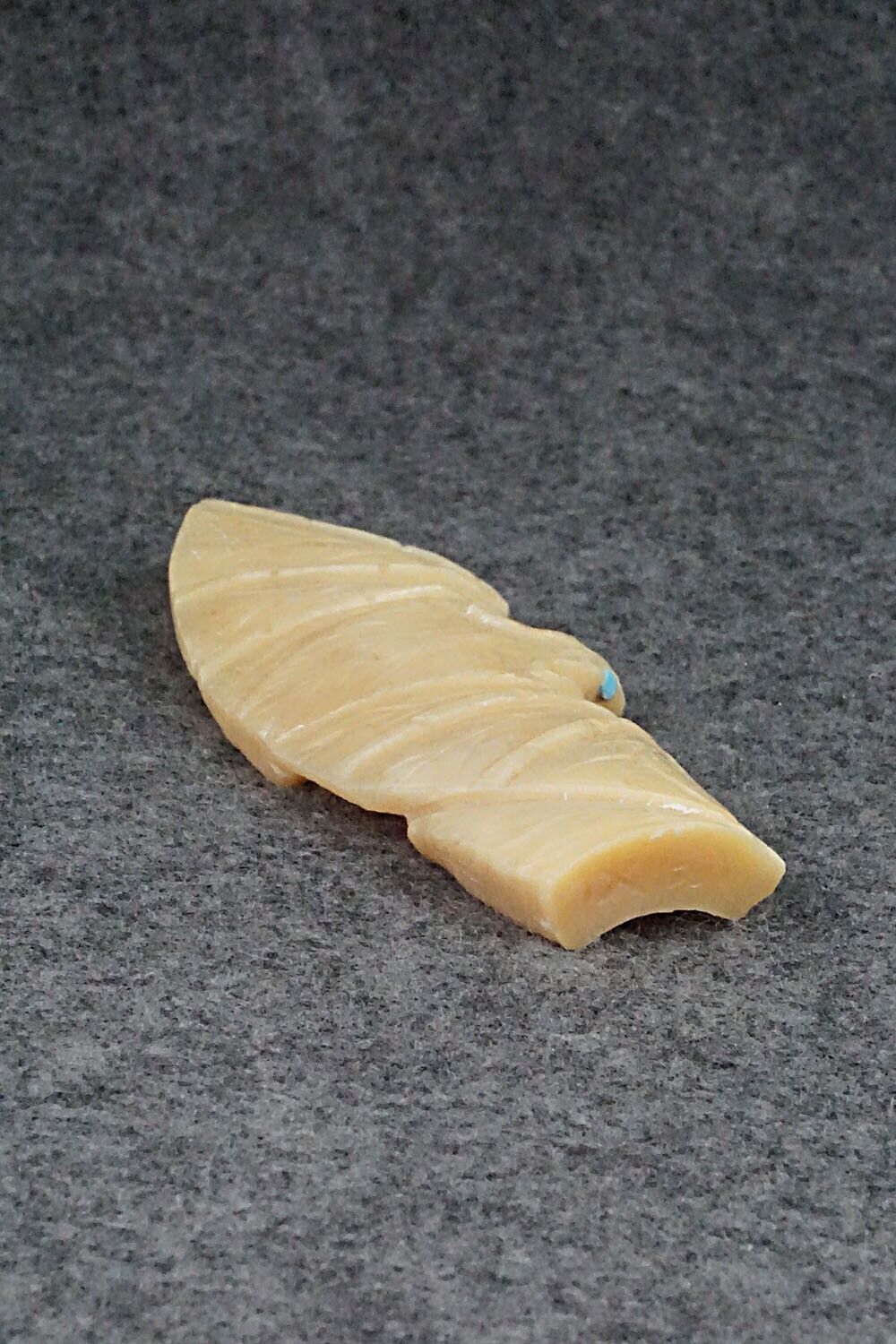 Bat Zuni Fetish Carving - Derrick Kaamasee