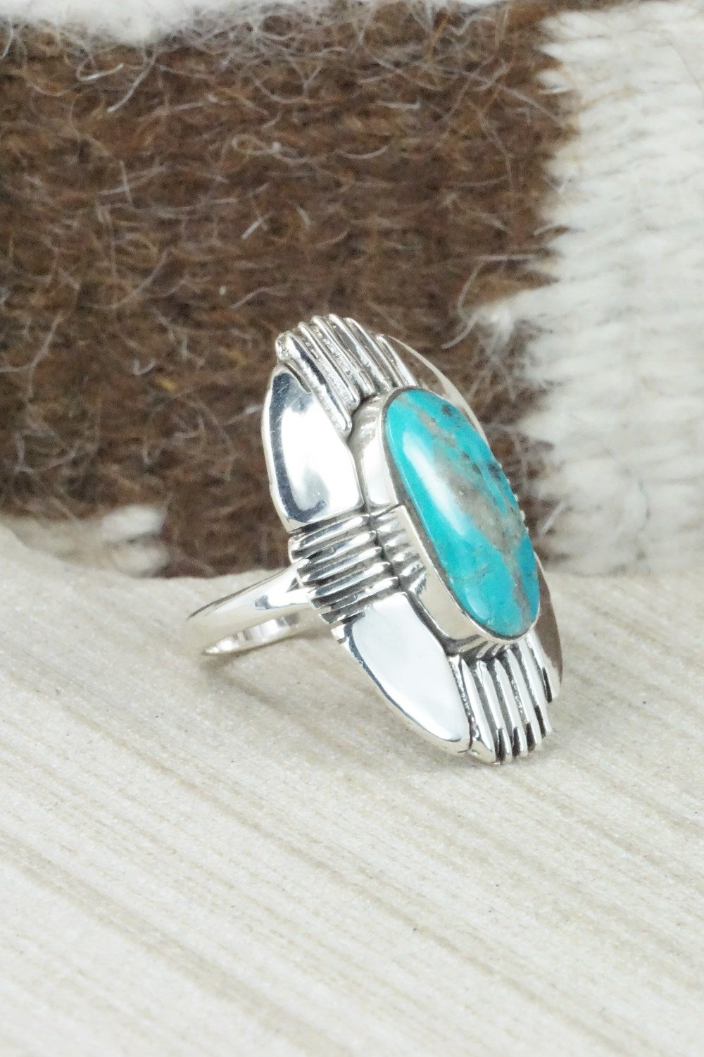 Turquoise & Sterling Silver Ring - Mike Smith - Size 7.5