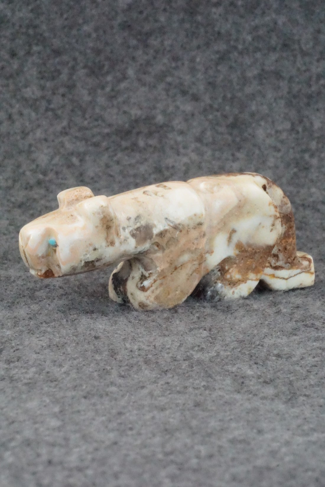 Mountain Lion Zuni Fetish Carving - Reynold Lunasee
