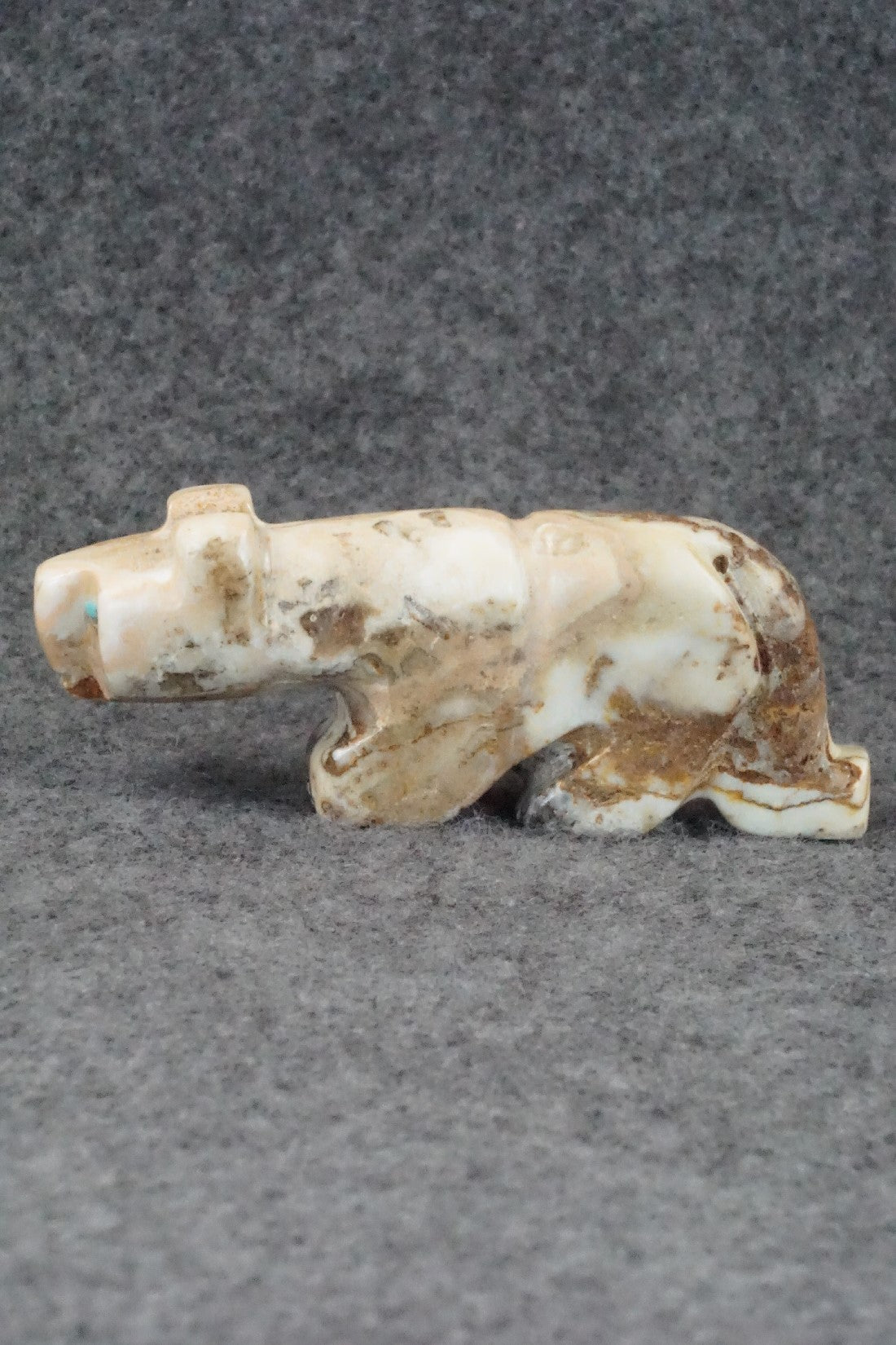 Mountain Lion Zuni Fetish Carving - Reynold Lunasee