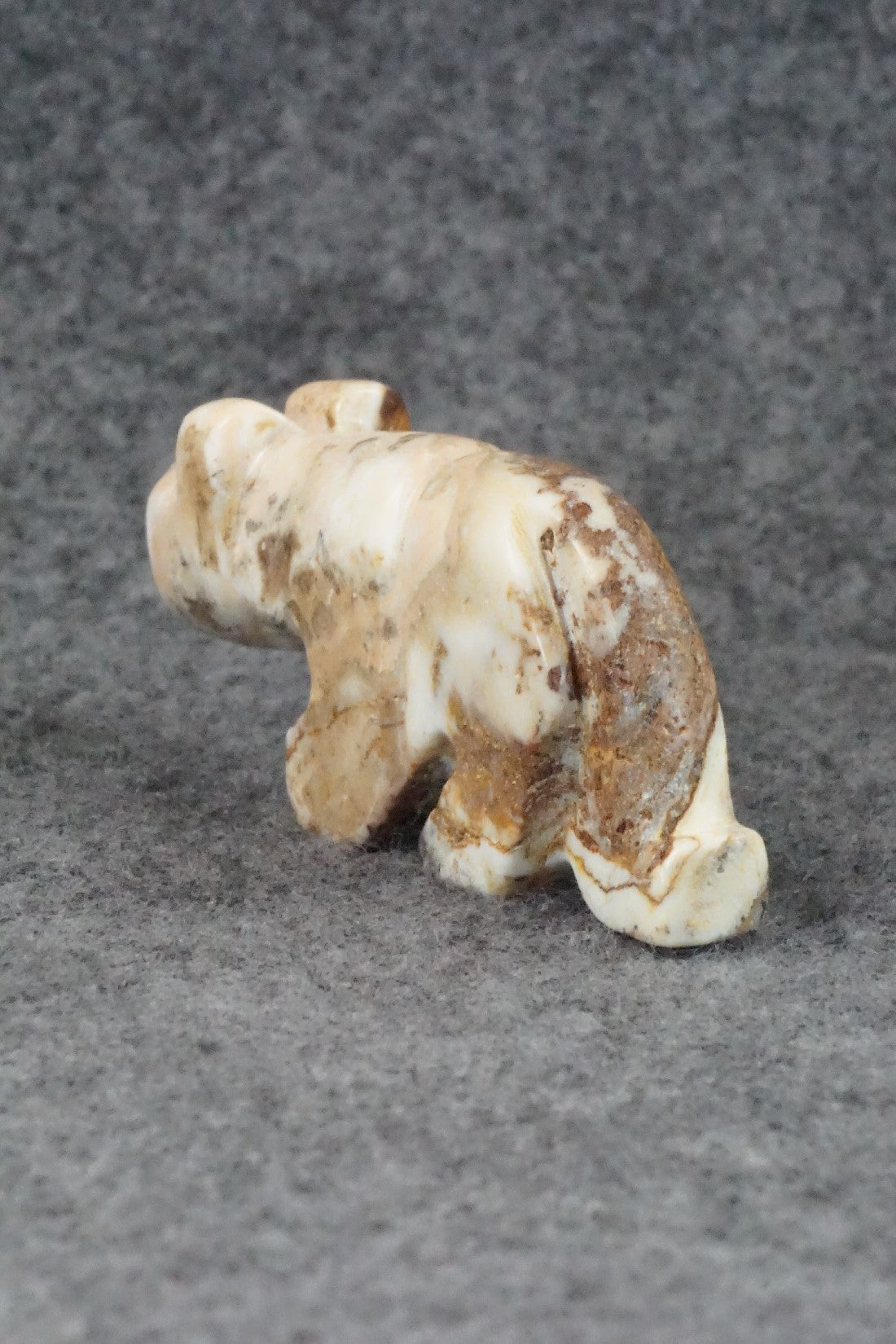 Mountain Lion Zuni Fetish Carving - Reynold Lunasee