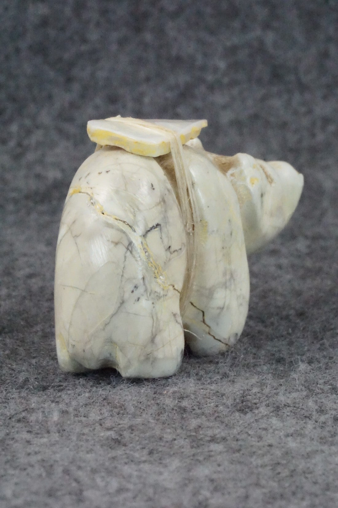 Bear Zuni Fetish Carving - Justin Red Elk