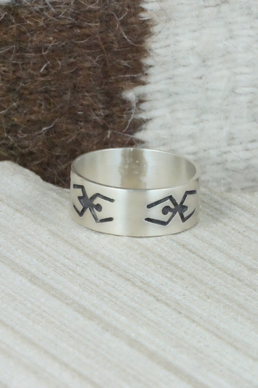 Sterling Silver Ring - Lester Gene - Size 14
