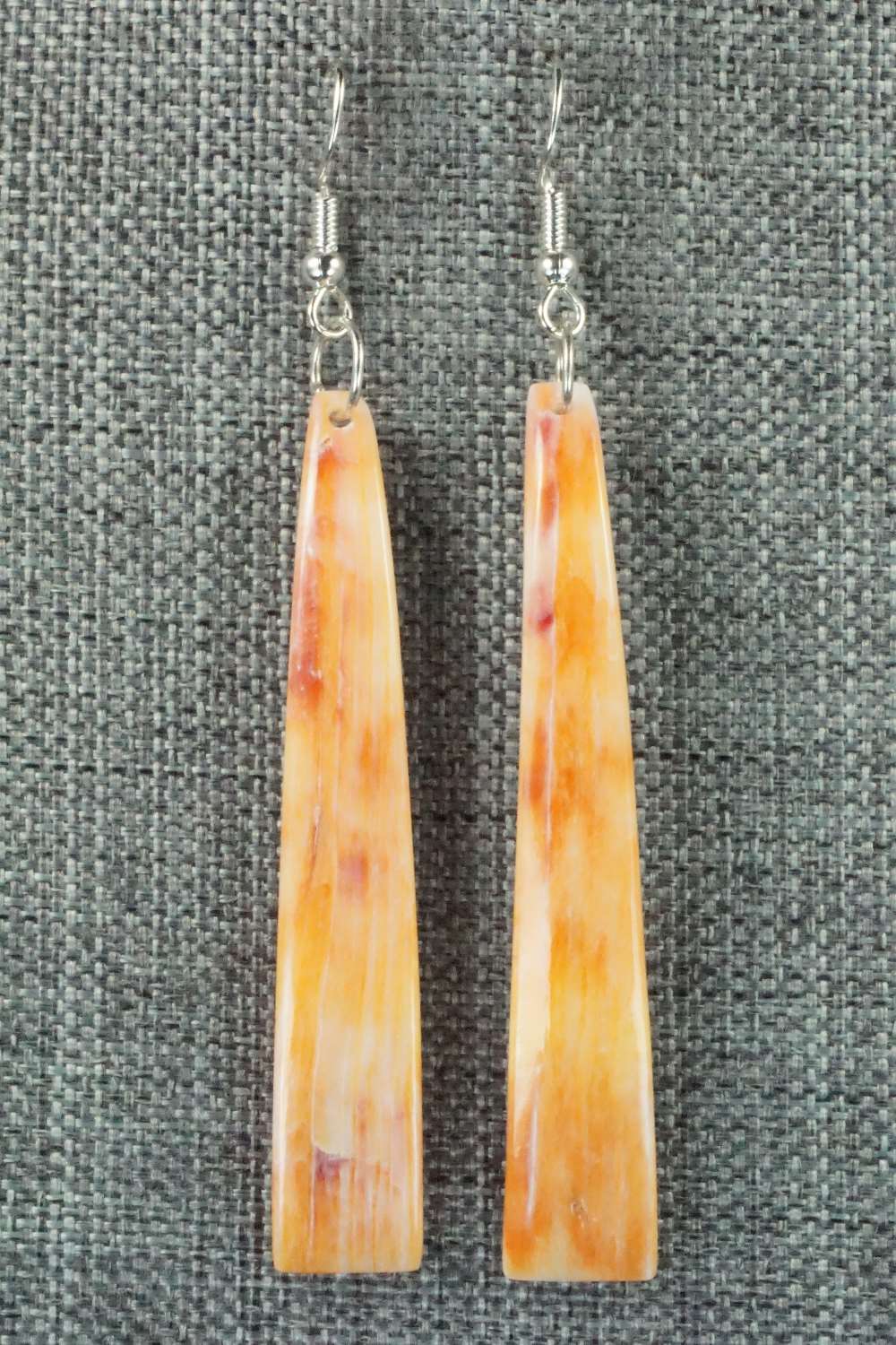 Spiny Oyster & Sterling Silver Earrings - Jesus Espino