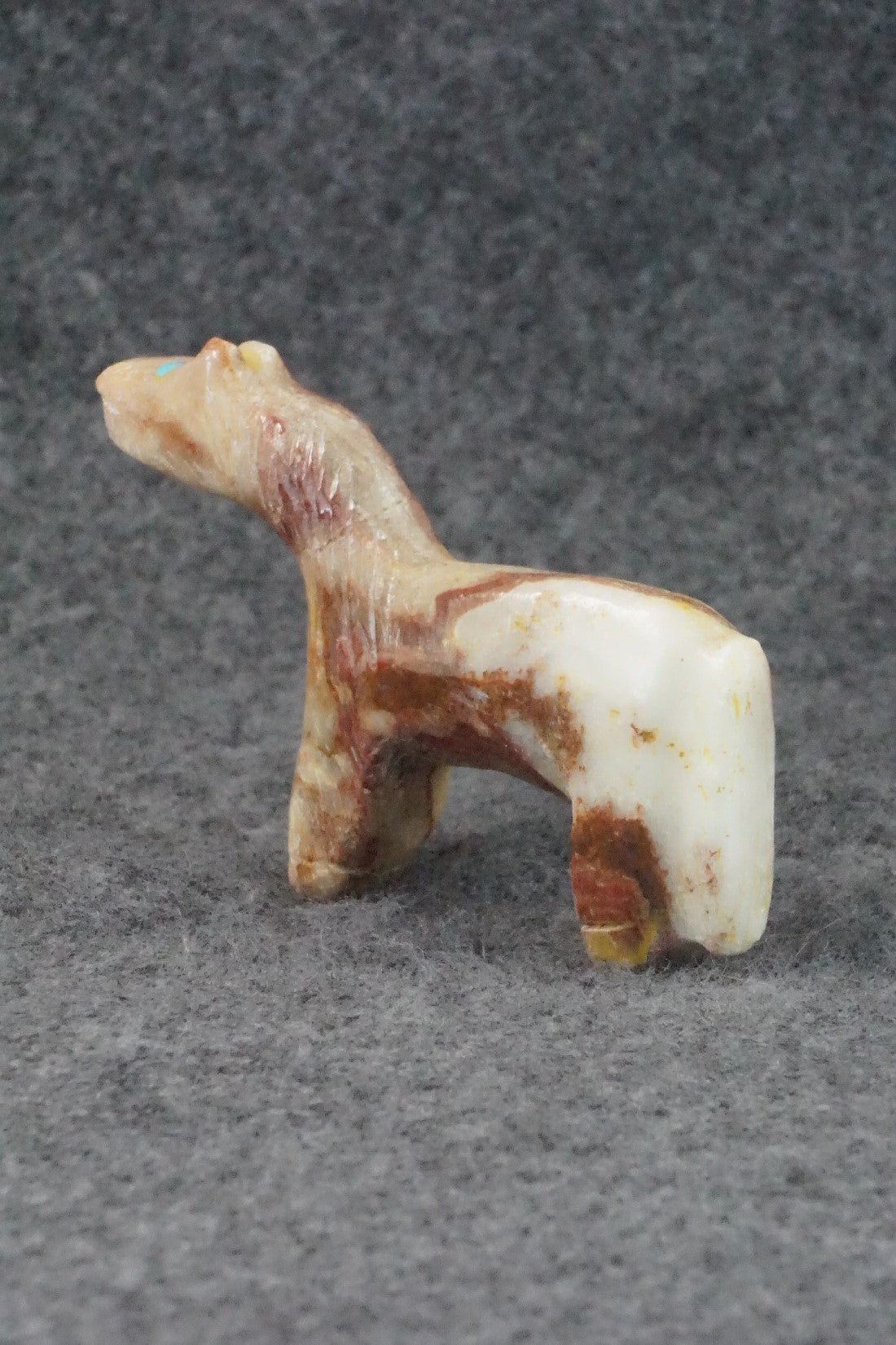 Horse Zuni Fetish Carving - Alvin Calavaza
