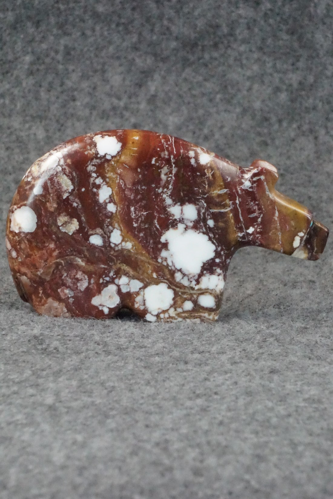 Bear Zuni Fetish Carving - Reynold Lunasee