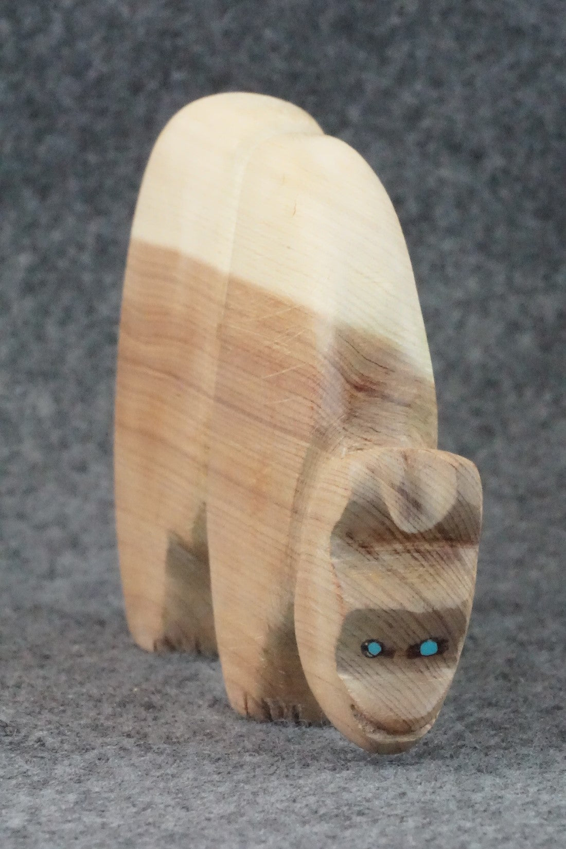 Bear Zuni Fetish Carving - Casey Phillips