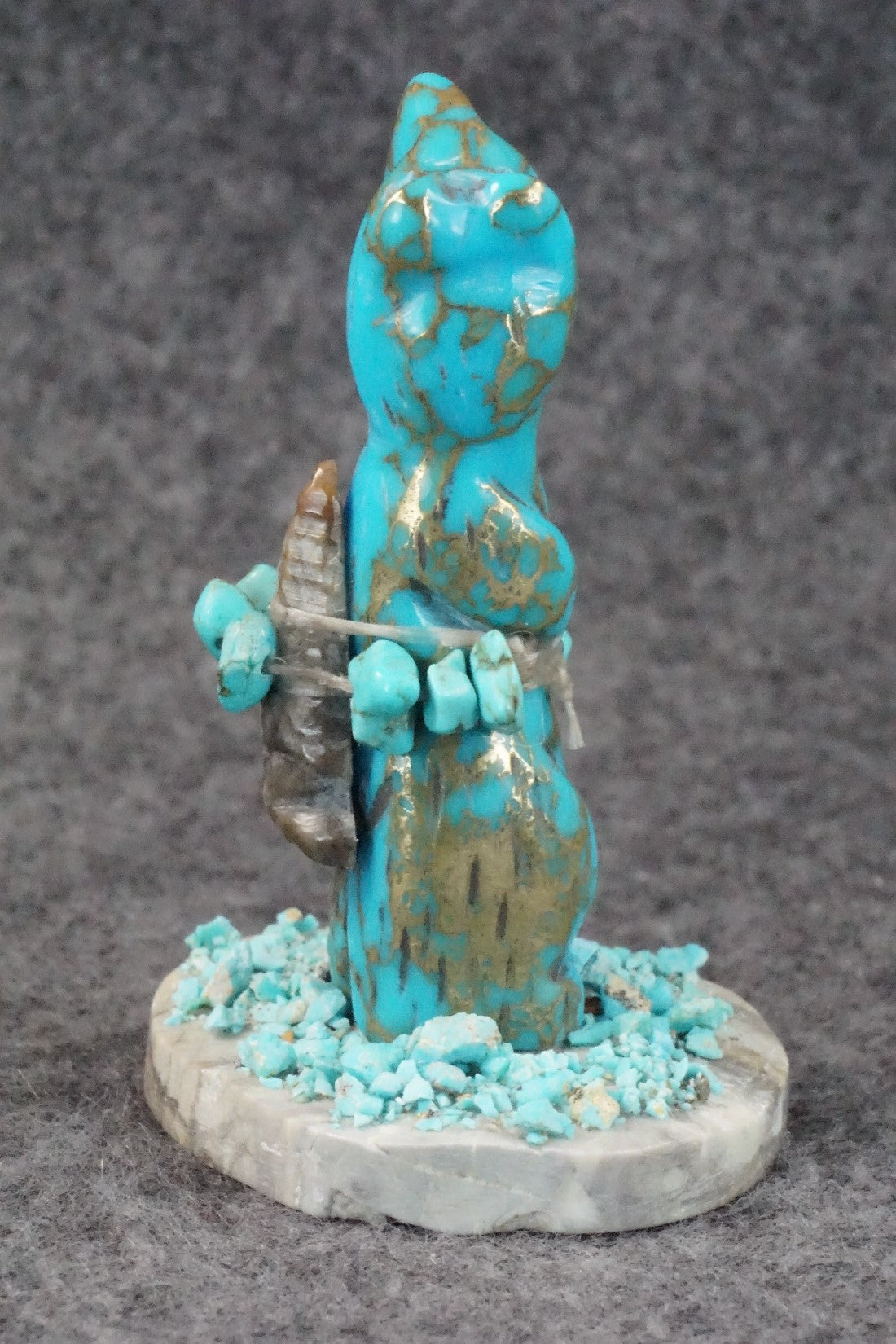 Bear Zuni Fetish Carving - Stafford Chimoni