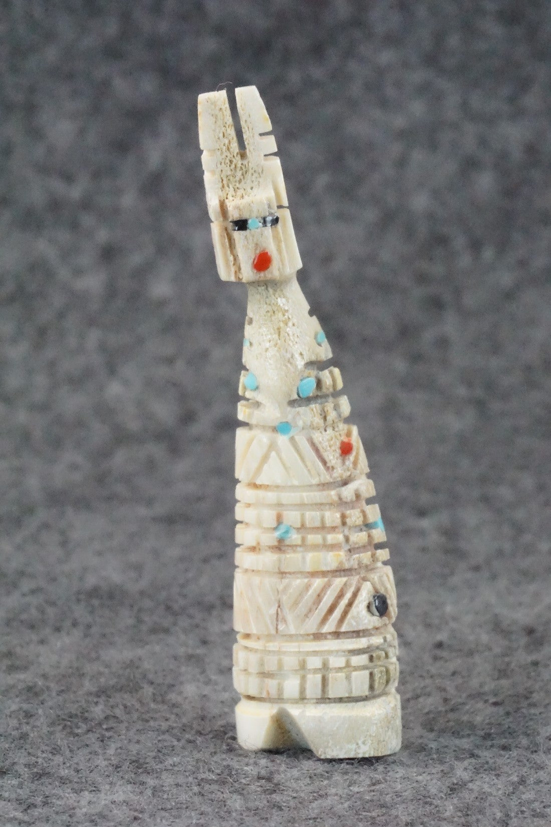 Corn Maiden Zuni Fetish Carving - Carl Etsate