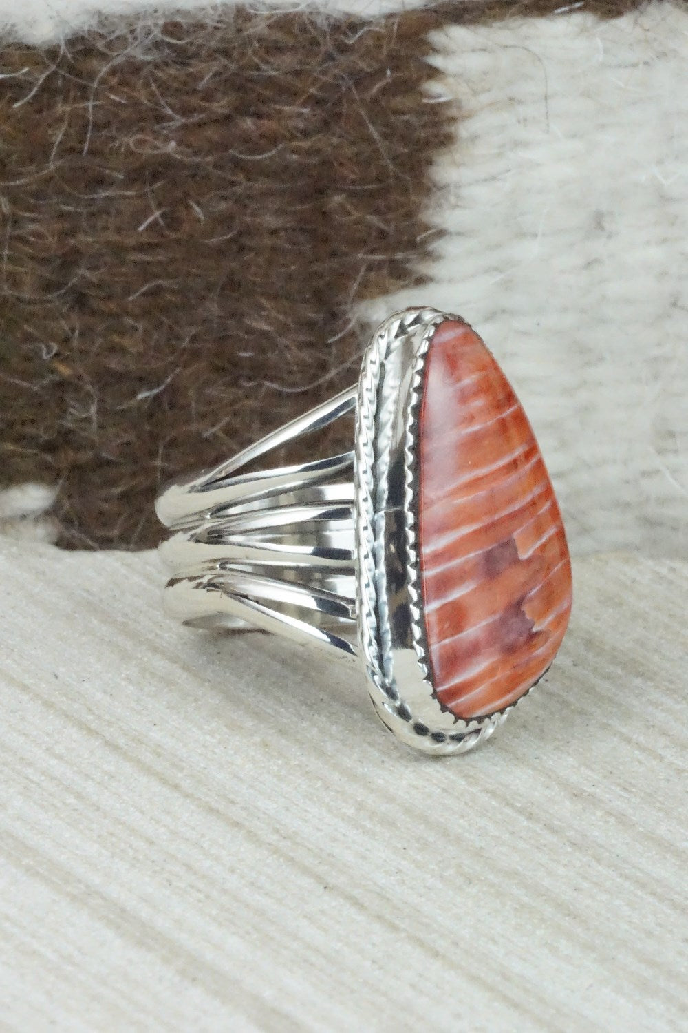 Spiny Oyster & Sterling Silver Ring - Mike Smith - Size 9.5
