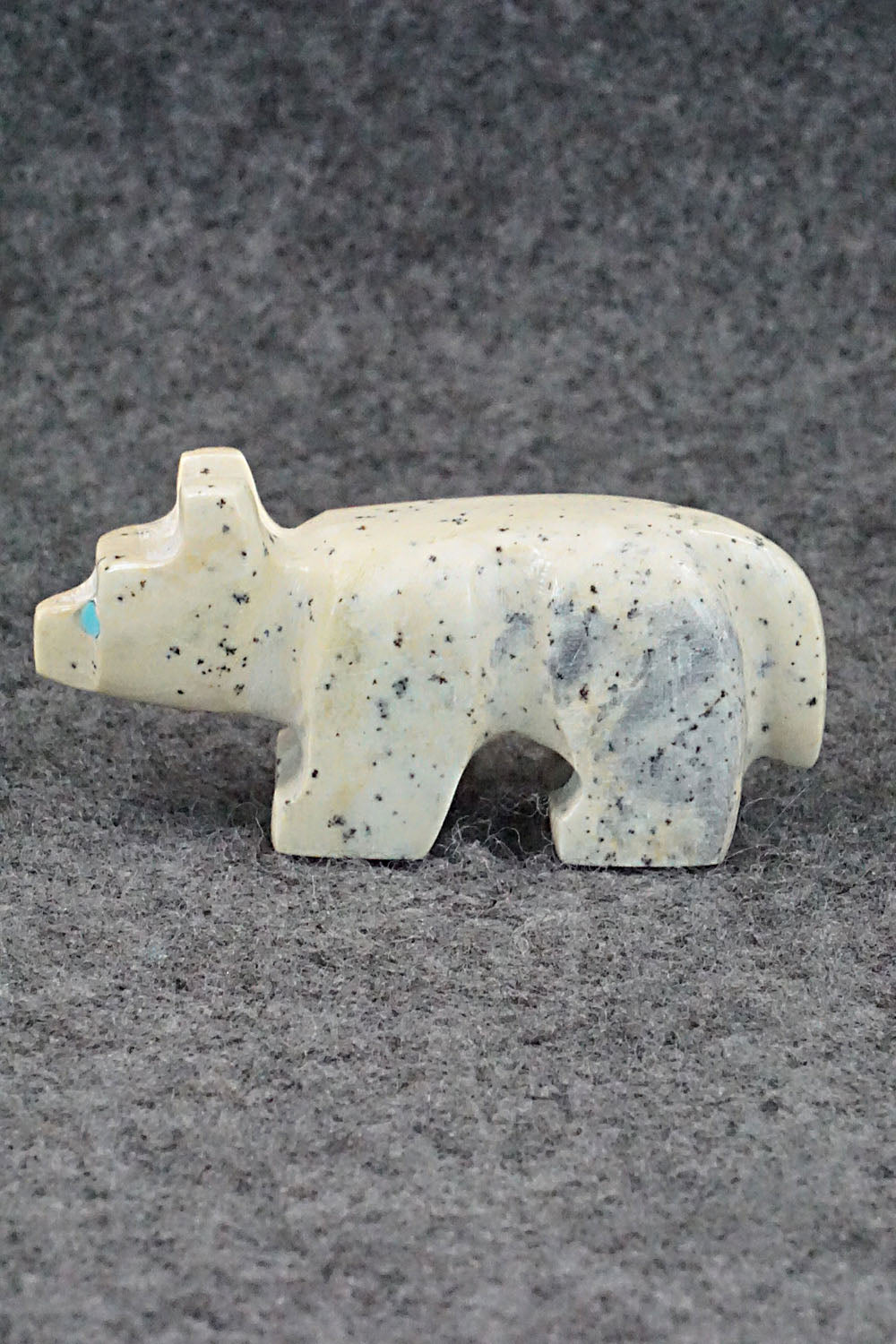 Wolf Zuni Fetish Carving - Cameron Nastacio
