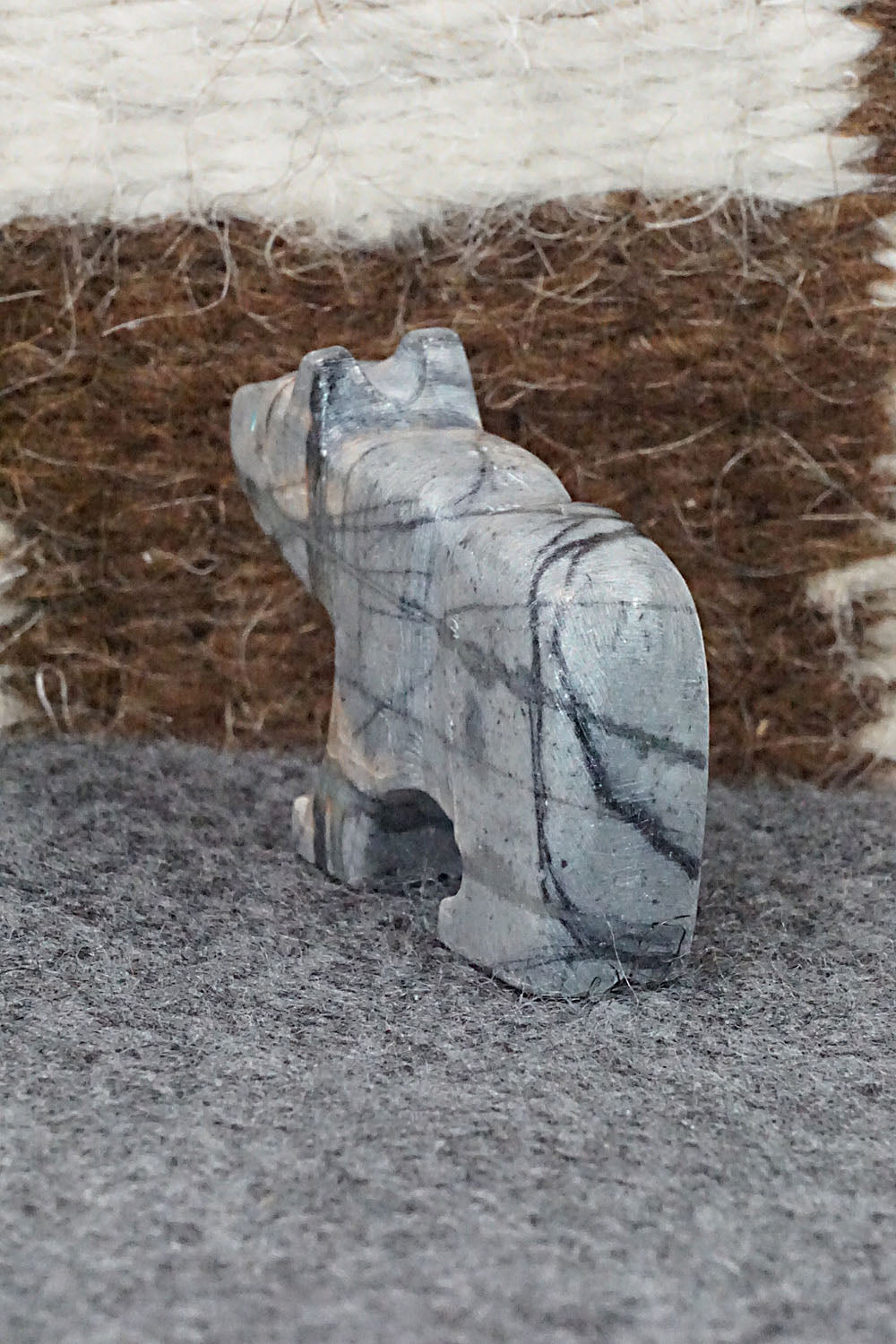 Wolf Zuni Fetish Carving - Cameron Nastacio