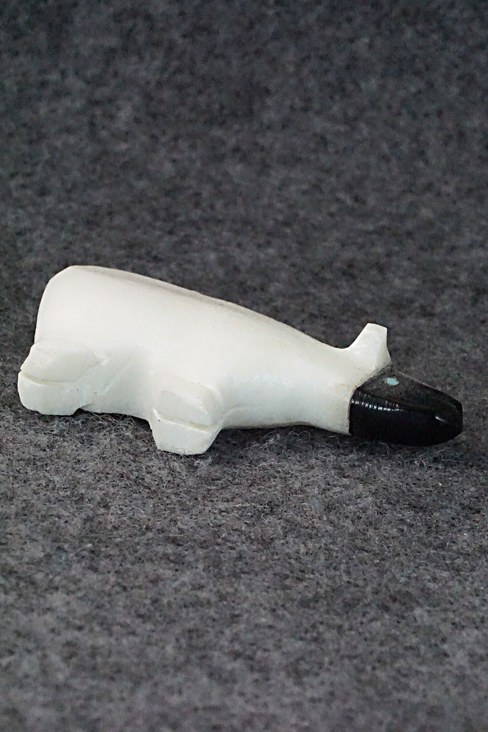 Lamb Zuni Fetish Carving - Tim Lementino
