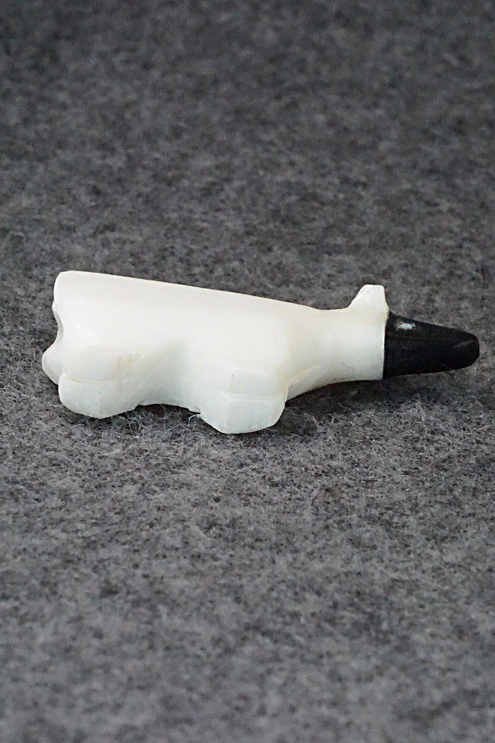 Lamb Zuni Fetish Carving - Tim Lementino