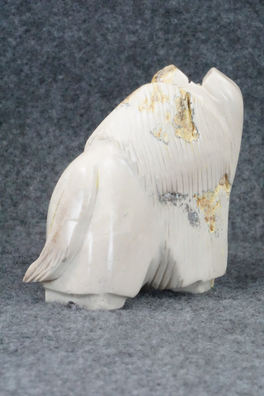 Buffalo Zuni Fetish Carving - Gilbert Lonjose