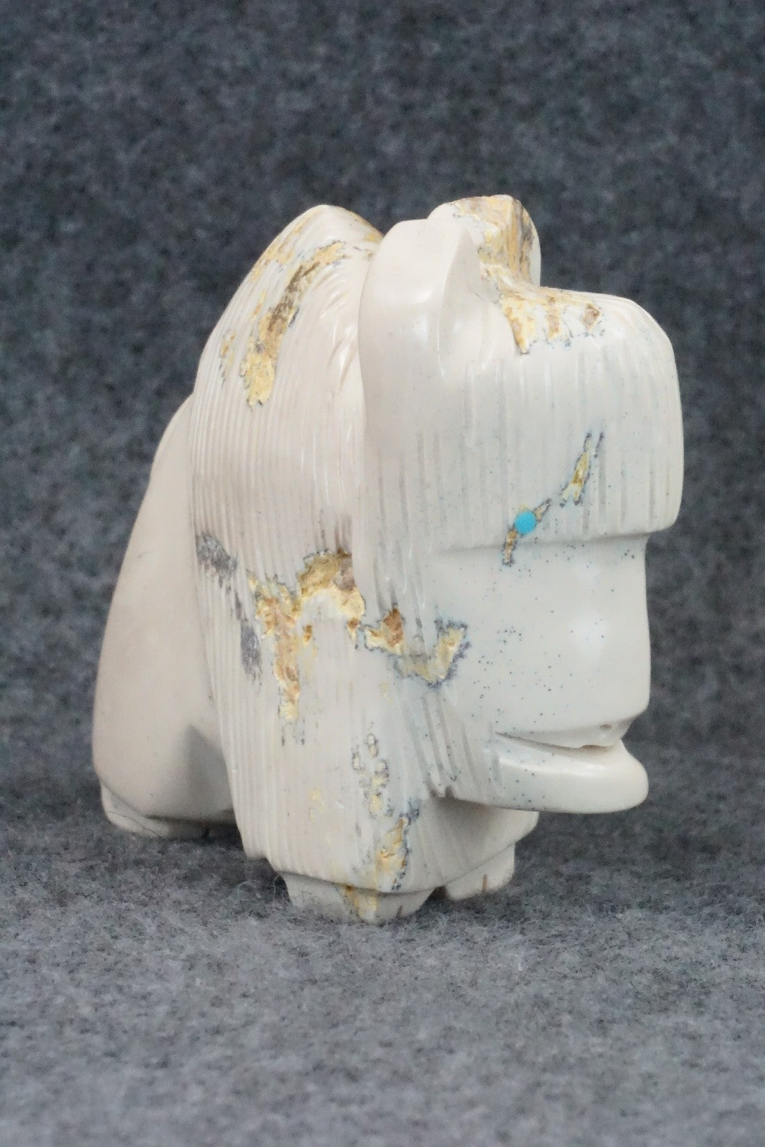 Buffalo Zuni Fetish Carving - Gilbert Lonjose