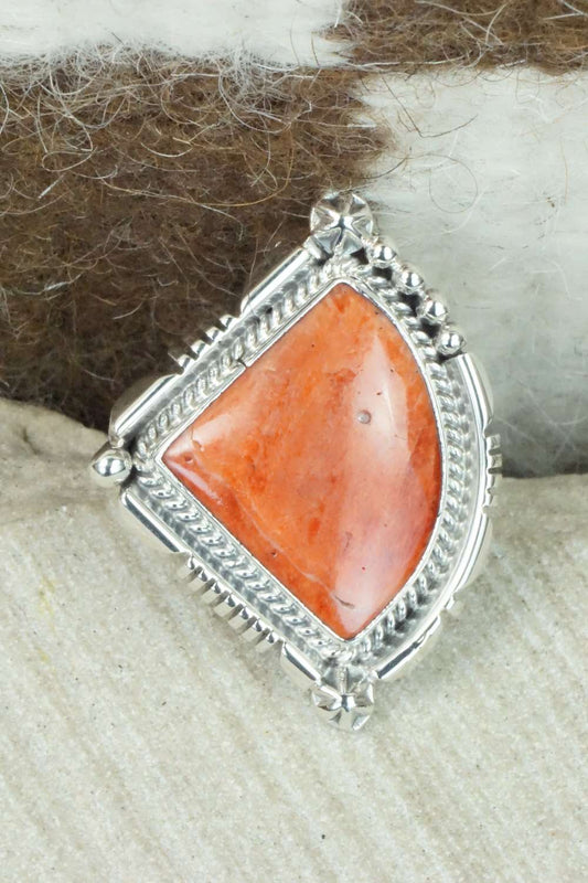 Spiny Oyster & Sterling Silver Ring - Daniel Benally - Size 5