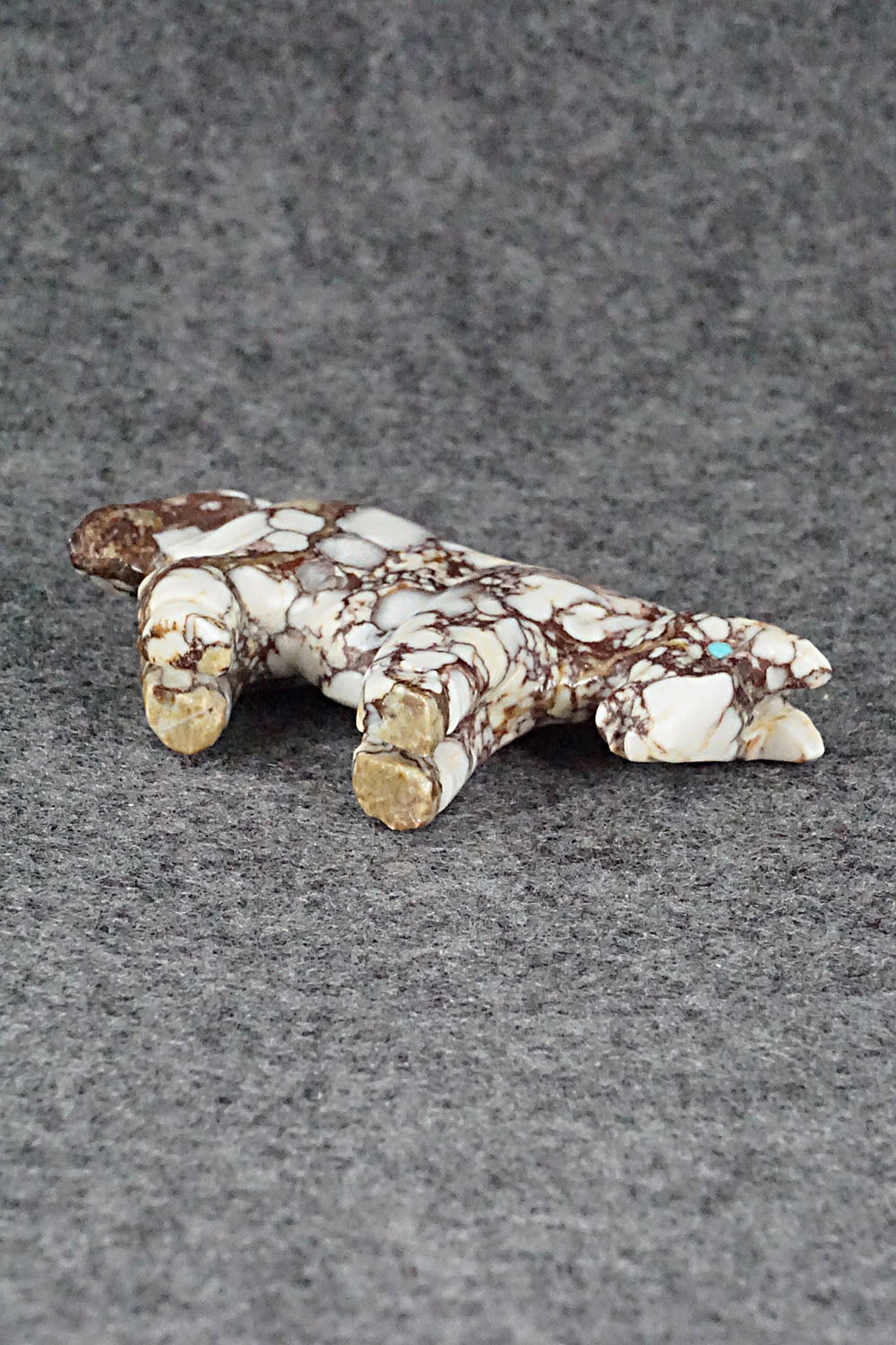 Horse Zuni Fetish Carving - Andres Quandelacy