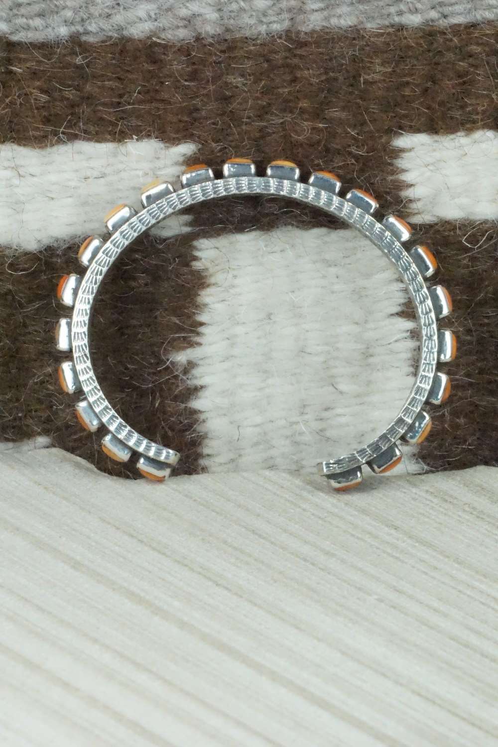 Spiny Oyster & Sterling Silver Bracelet - Ernest Rangel