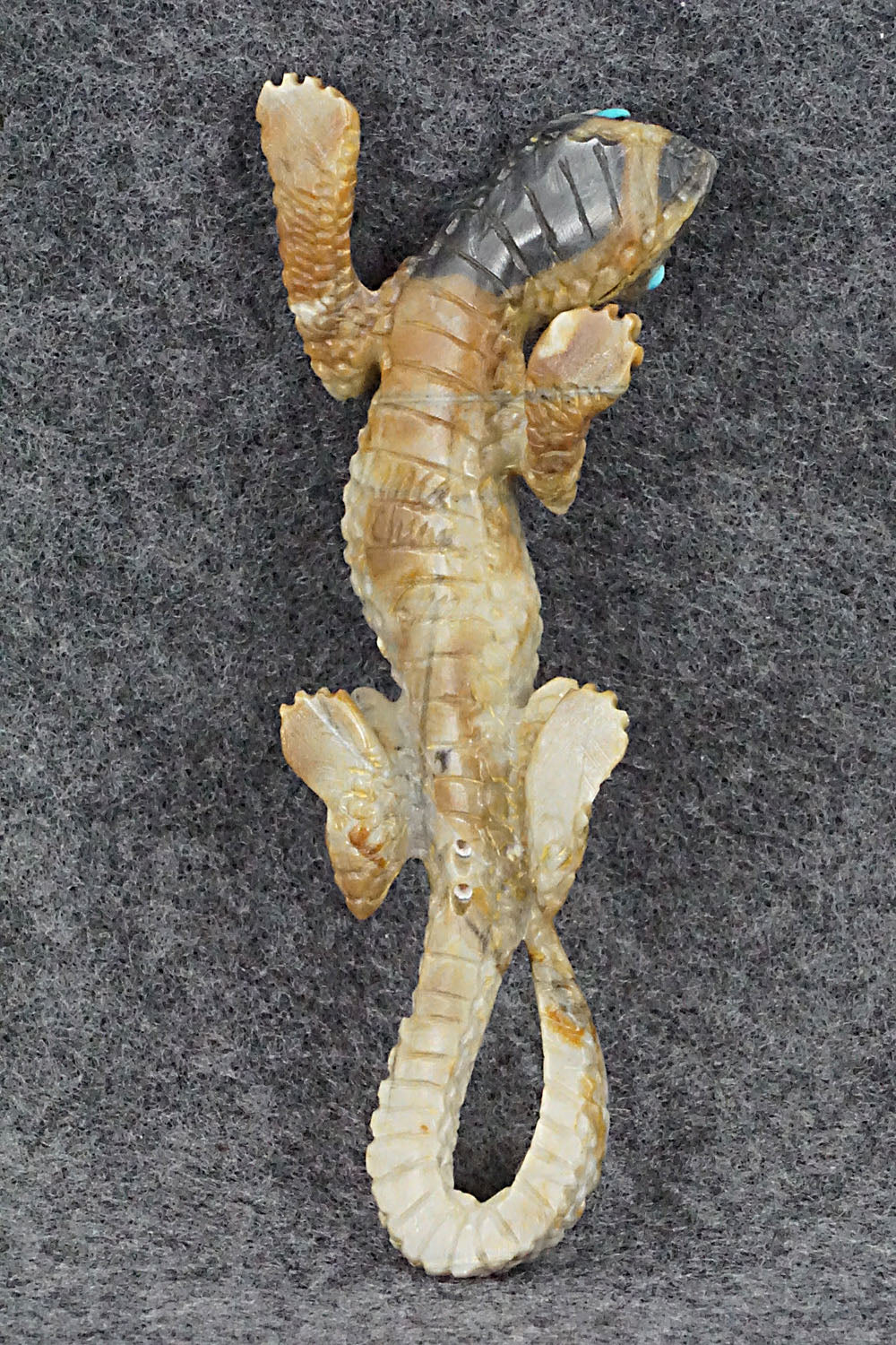 Lizard Zuni Fetish Carving - Lance Cheama
