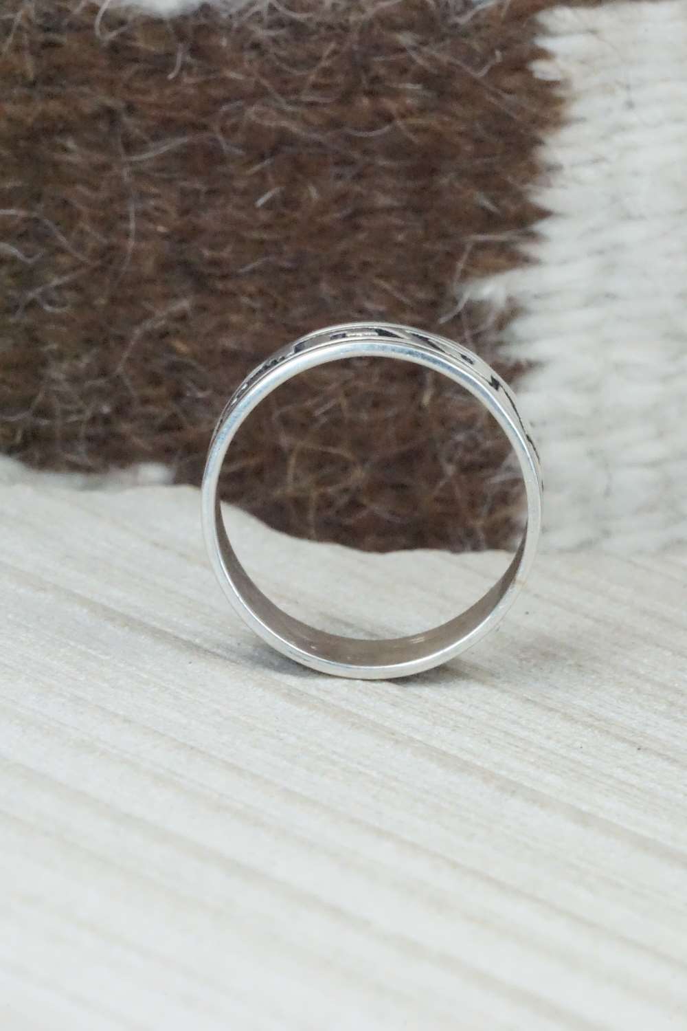 Sterling Silver Ring - Rosita Singer - Size 11.75