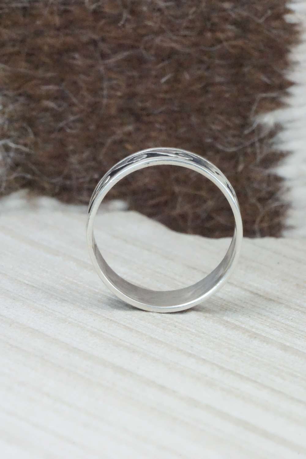 Sterling Silver Ring - Rosita Singer - Size 11