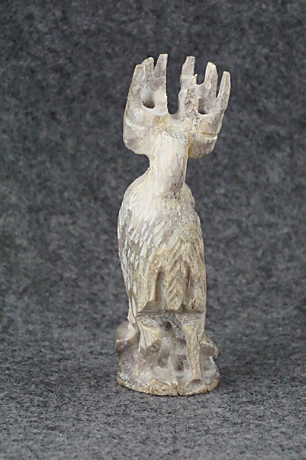 Deer Zuni Fetish Carving - Jerrold Lahaleon