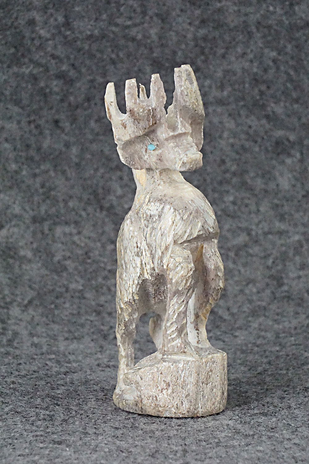 Deer Zuni Fetish Carving - Jerrold Lahaleon