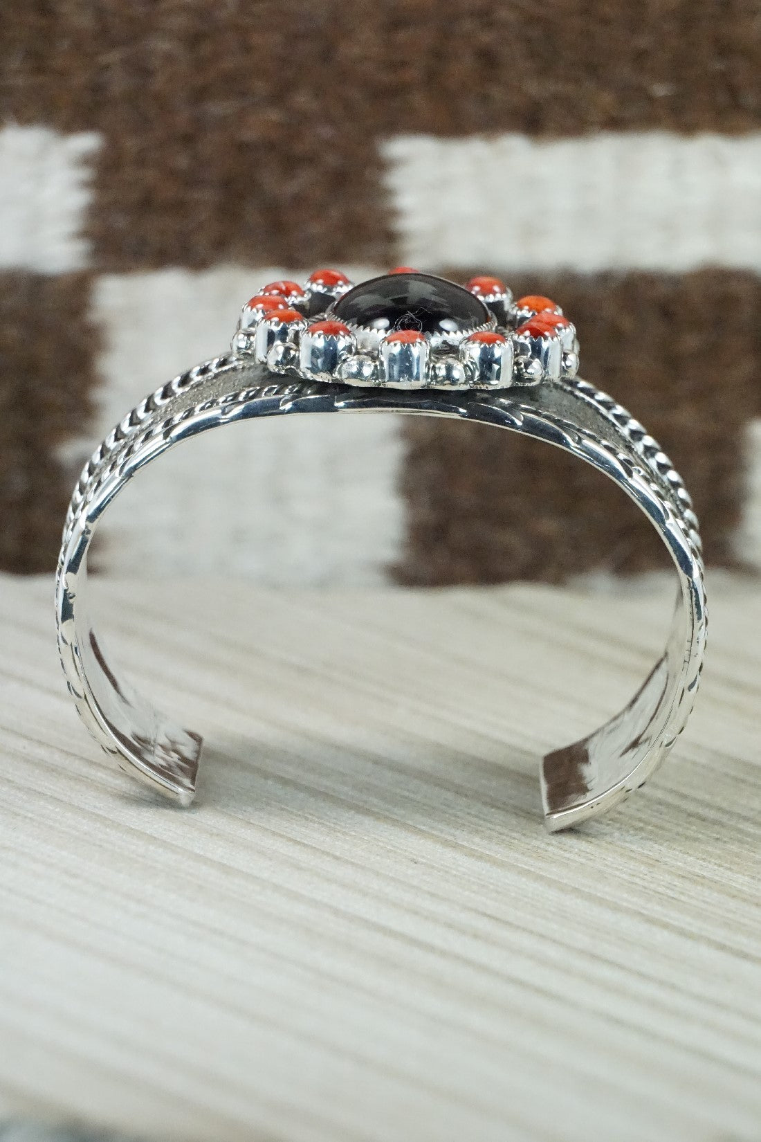 Onyx, Spiny Oyster & Sterling Silver Bracelet - Sandra Parkett