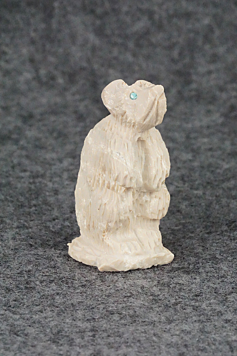 Bear Zuni Fetish Carving - Adrian Cachini