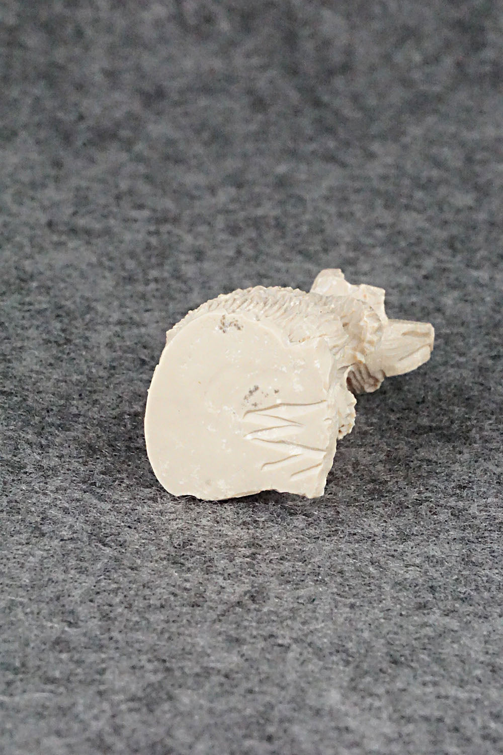 Bear Zuni Fetish Carving - Adrian Cachini