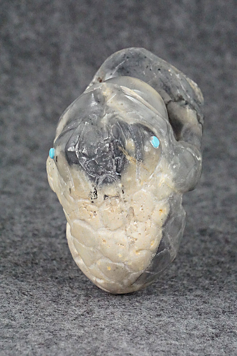 Frog Zuni Fetish Carving - Carlton Kaamasee