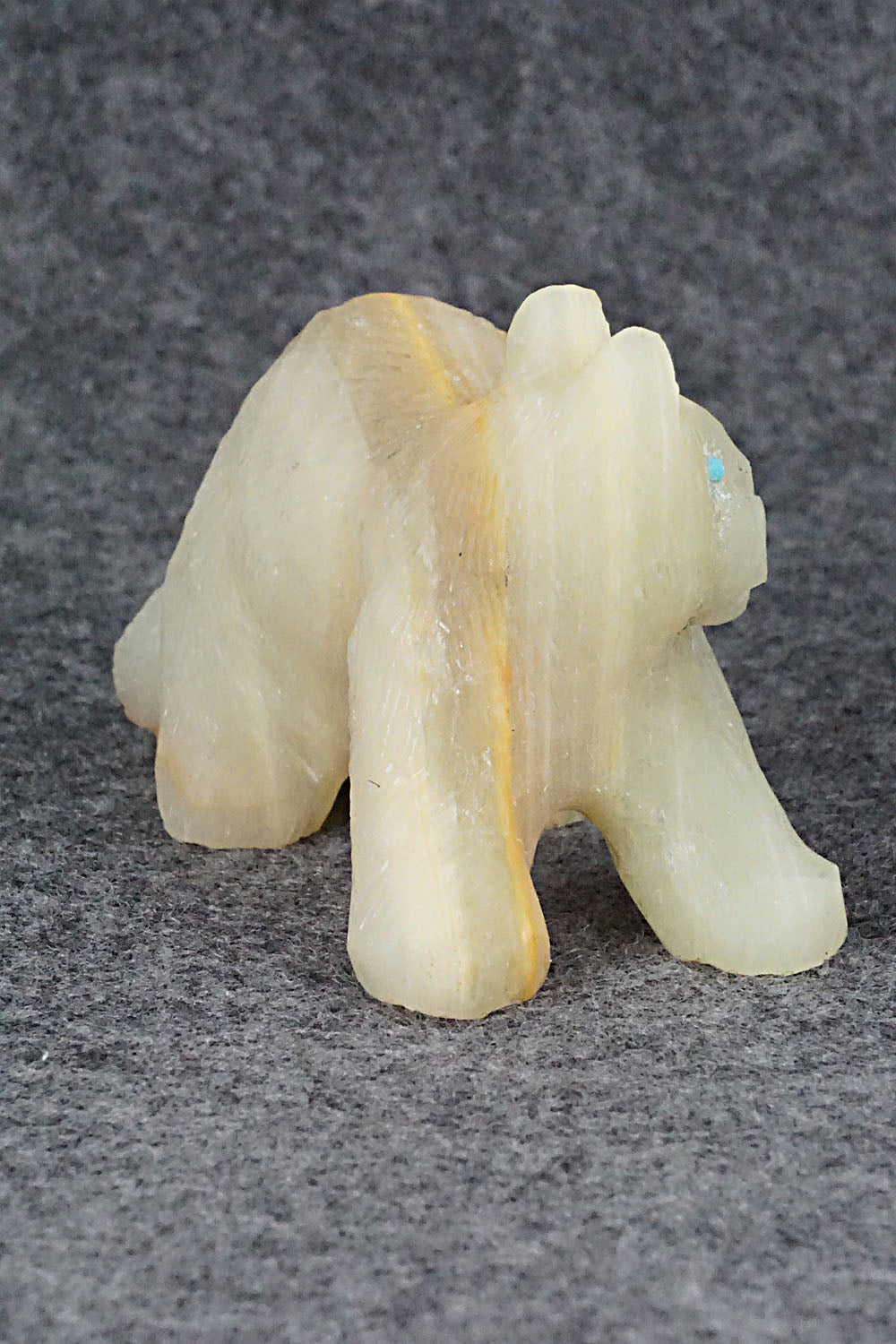 Mountain Lion Zuni Fetish Carving - Wilfred Cheama
