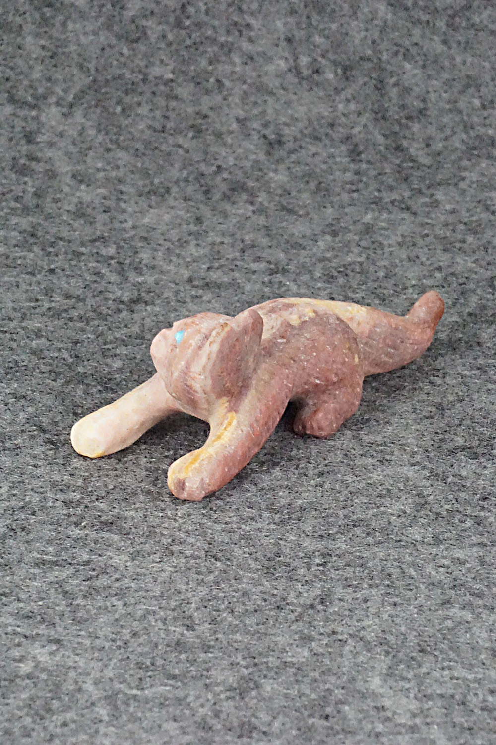 Mountain Lion Zuni Fetish Carving - Wilfred Cheama