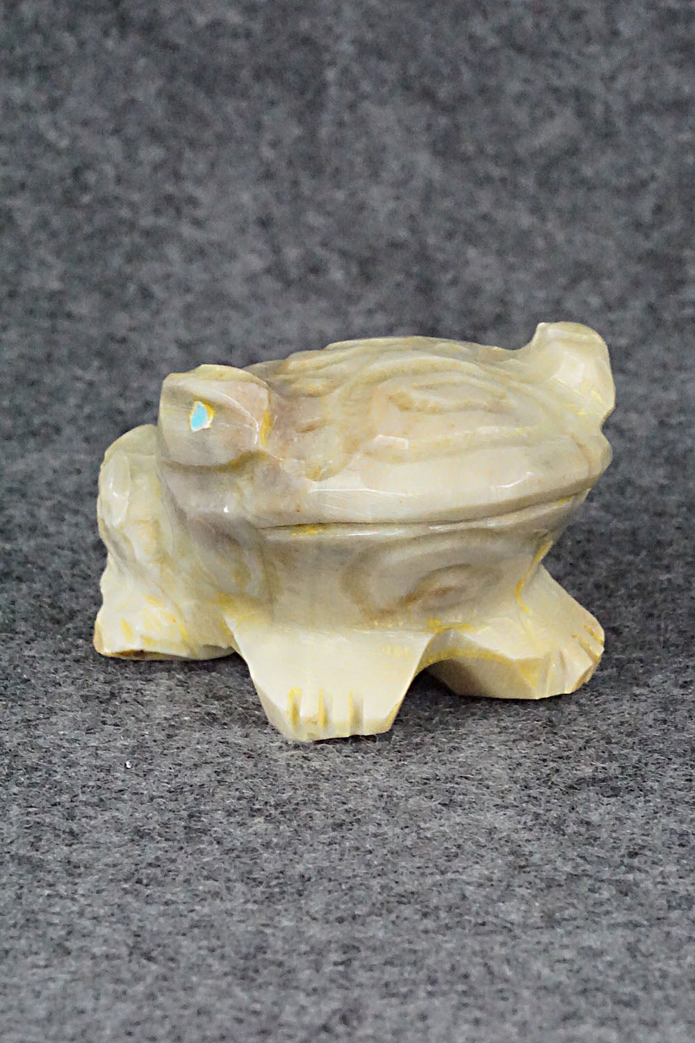 Frog Zuni Fetish Carving - Tony Mackel